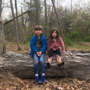 Meet your Posher, Lee